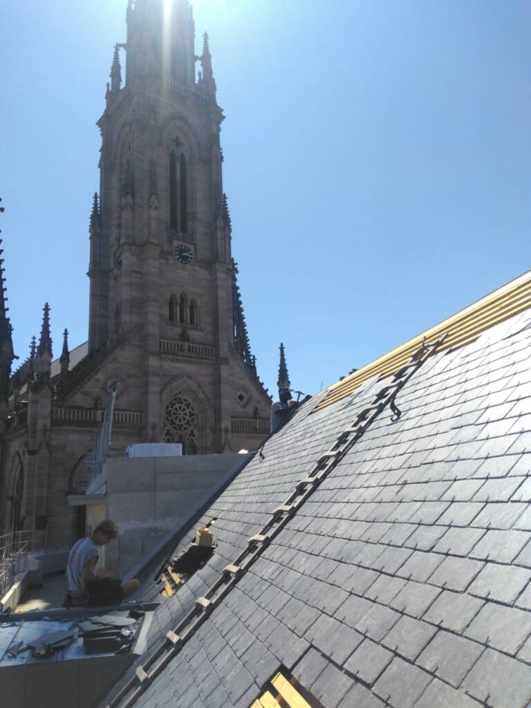 Rénovation d'une toiture en ardoise à Mulhouse centre